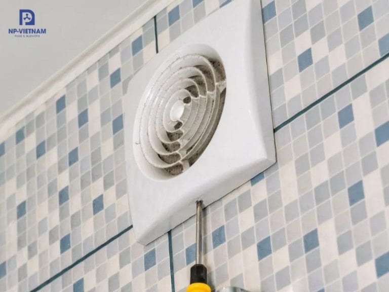 Bước 8: Lắp mặt quạt và kiểm tra vận hành